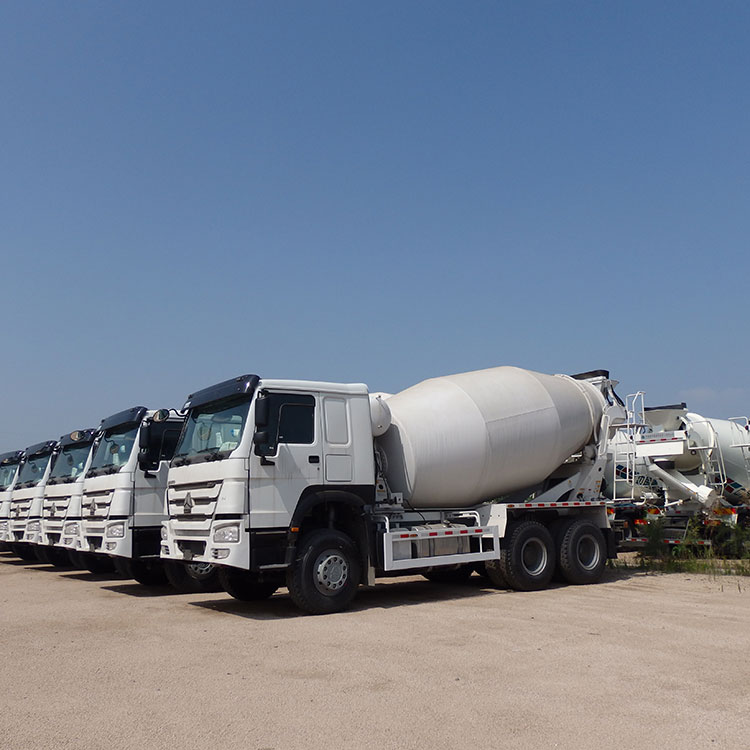 M3 Mixer Truck ၈ စီး